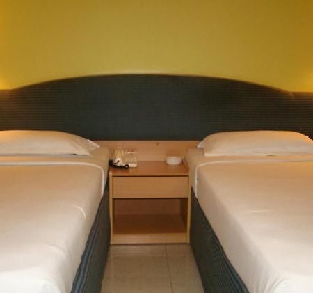 Hotel Oriental Inn 钦奈 外观 照片