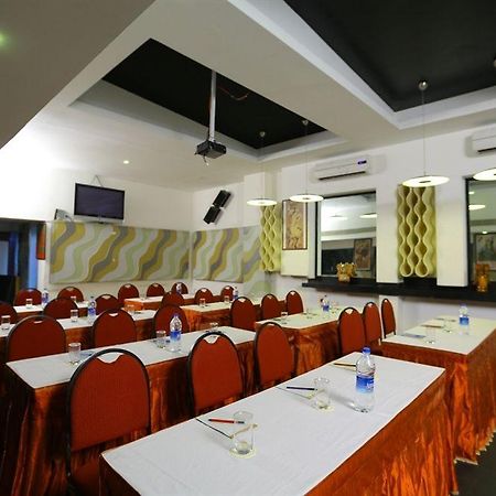 Hotel Oriental Inn 钦奈 外观 照片