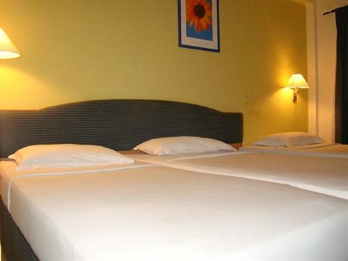 Hotel Oriental Inn 钦奈 外观 照片